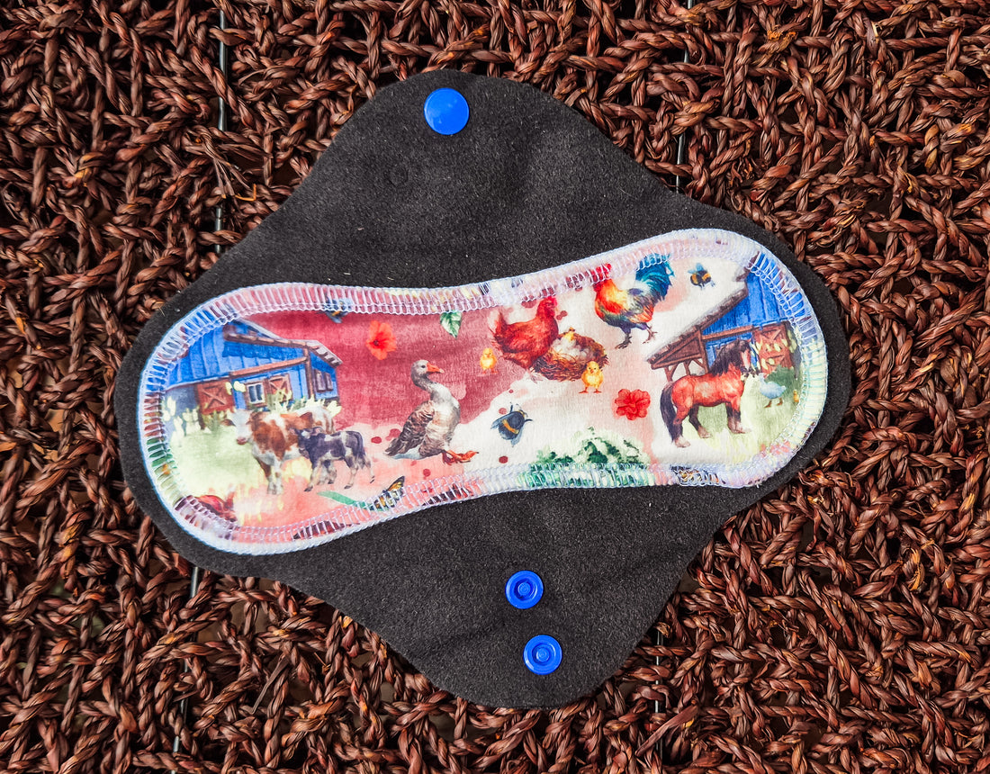 Morphing Meadows Regular Cloth Pad