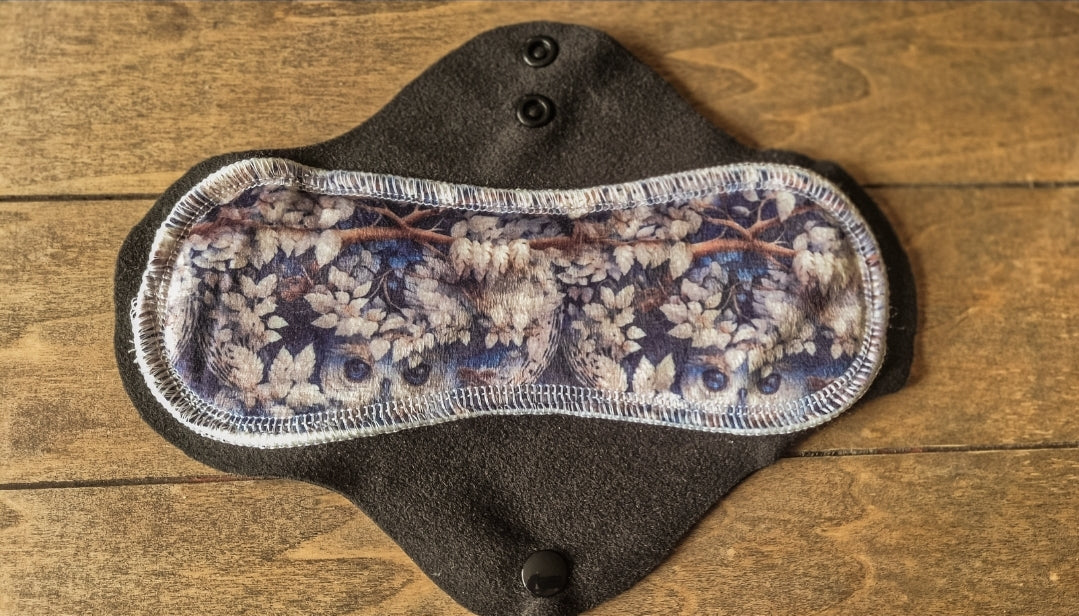 Midnight Guardian Heavy Cloth Pad